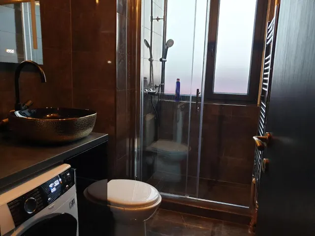 Hidromasažna kada u privatnom prostoru